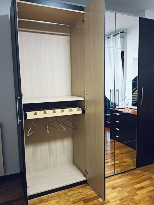 Minerva House - Airport And Fiera Apartment Fiumicino Ngoại thất bức ảnh