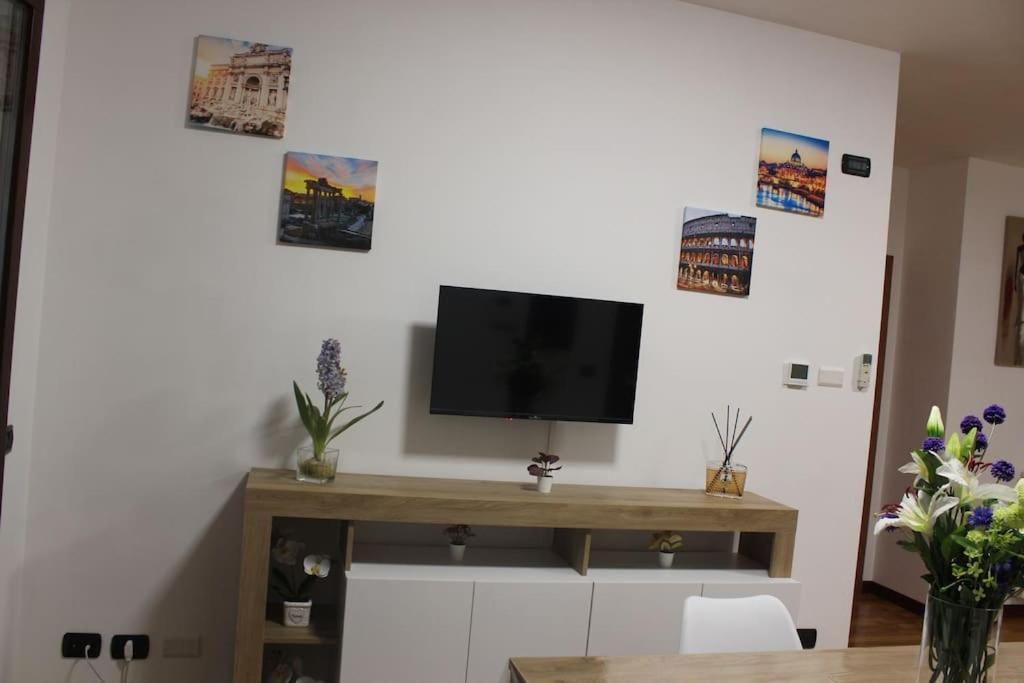 Minerva House - Airport And Fiera Apartment Fiumicino Ngoại thất bức ảnh