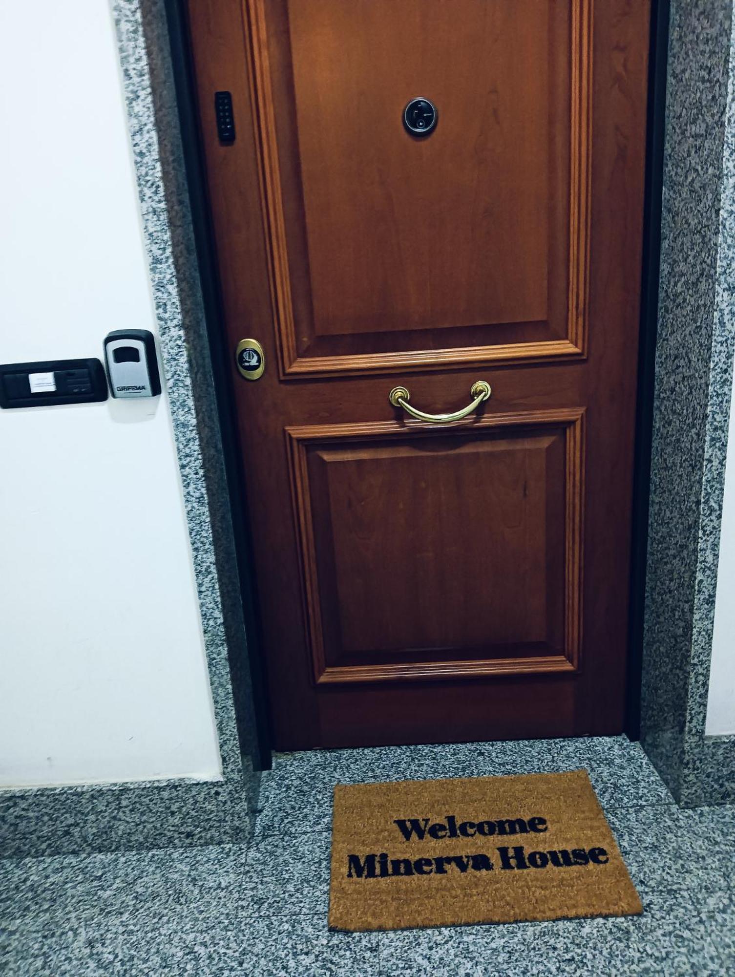 Minerva House - Airport And Fiera Apartment Fiumicino Ngoại thất bức ảnh